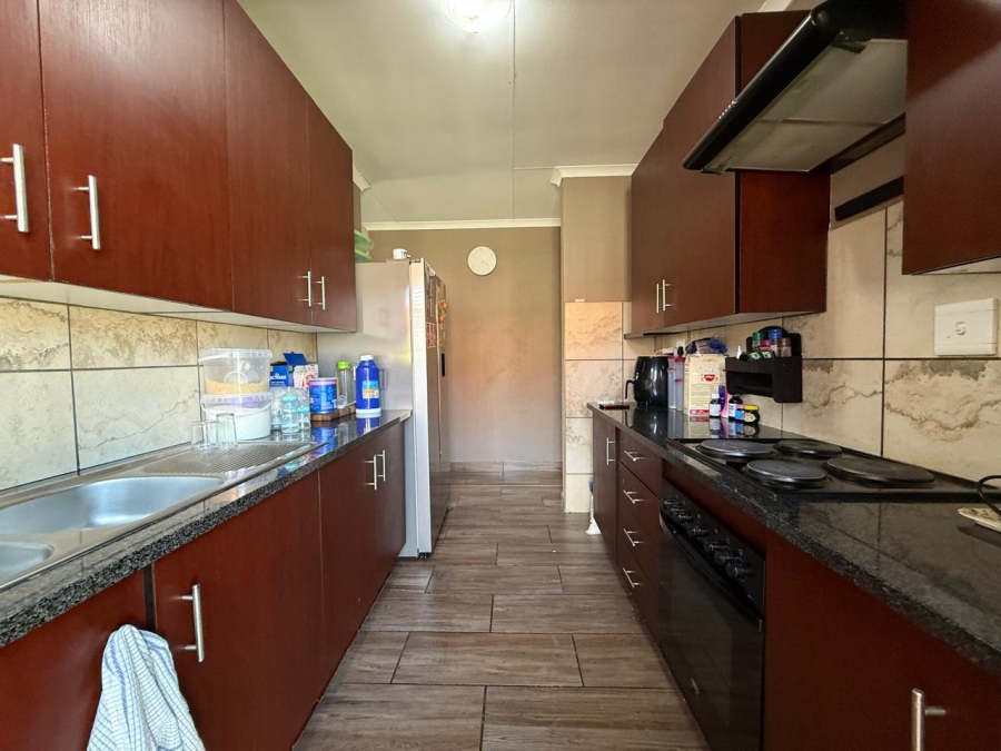 3 Bedroom Property for Sale in Waterval East North West